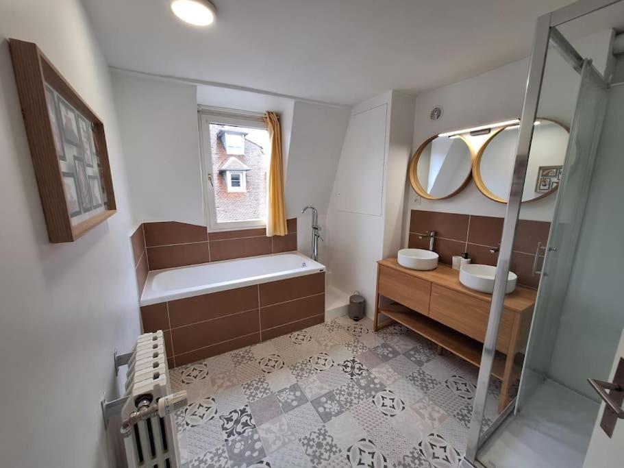 Appartement Lumineux T2 50 M2 - Hypercentre Besançon Extérieur photo